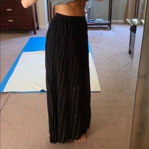 Philosophy Pleated Black Skirt SZ S